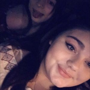 Meet your Posher, Olivia